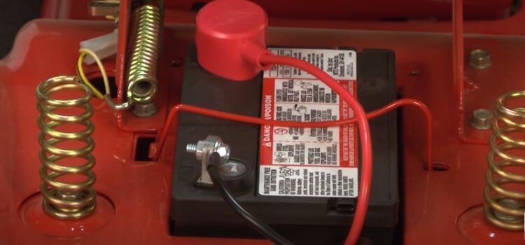 How to Charge a 6 Volt Tractor Battery