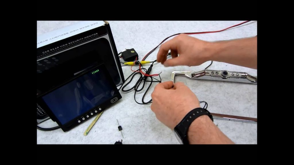 How To Wire Backup Camera To Stay On