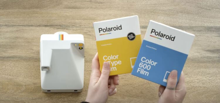 How To Use A Polaroid Now Camera