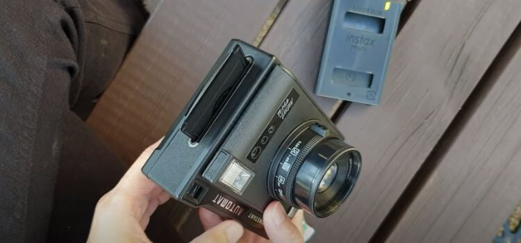 How To Use Lomo Instant Camera Adventure Challenge