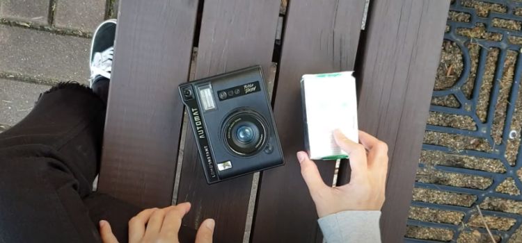 How To Use Lomo Instant Camera Adventure Challenge